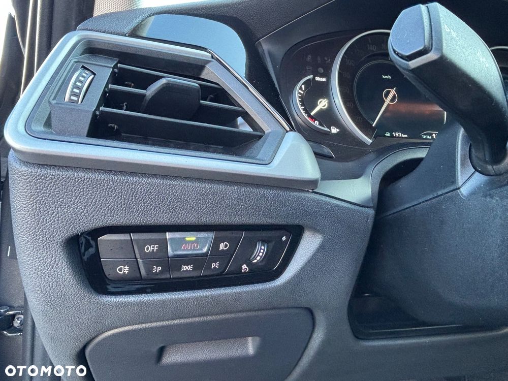 BMW Seria 3 320d Edition Luxury Line Purity - 33