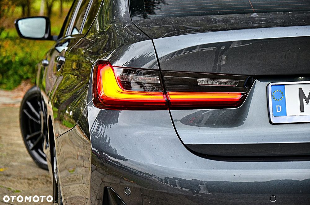 BMW Seria 3 320i GPF Sport Line Shadow - 18