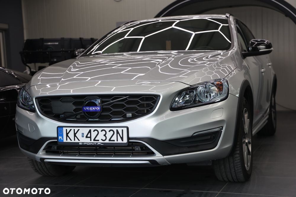 Volvo V60 Cross Country T5 AWD Geartronic - 3
