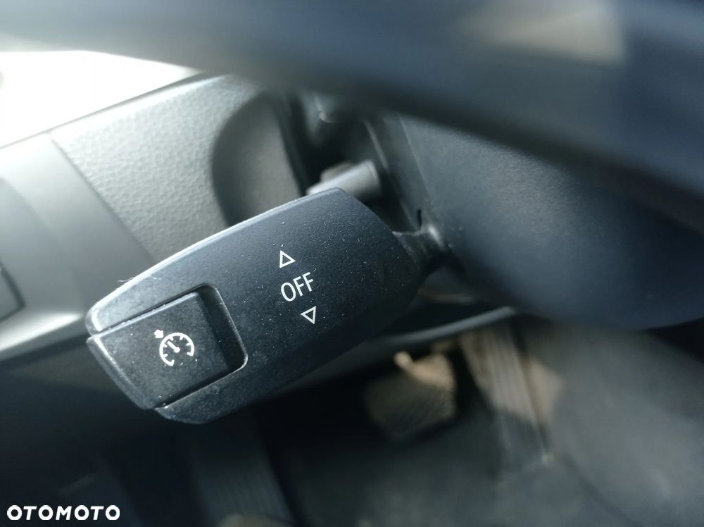 UWAGA ! AUTO W CAŁOŚCI 2008 BMW 3 E91 325i 218ps R6 AUTOMAT KLIMATRONIC XENON ALU MALE KM SERW SKÓRY I WLAS ZAREJ PL - 28