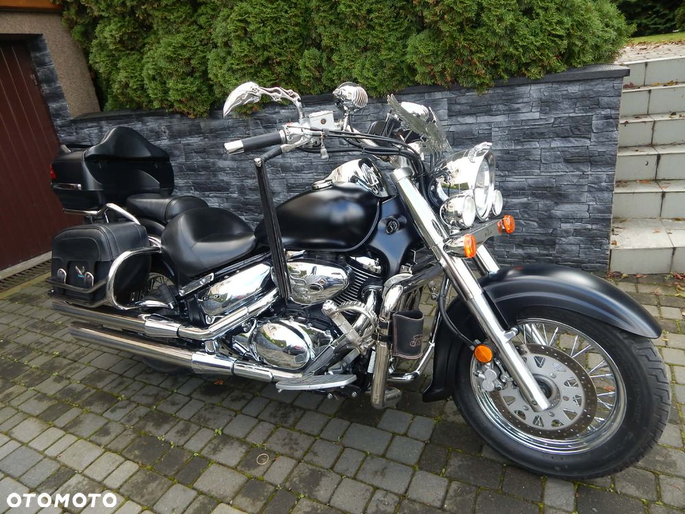 Suzuki Boulevard - 10