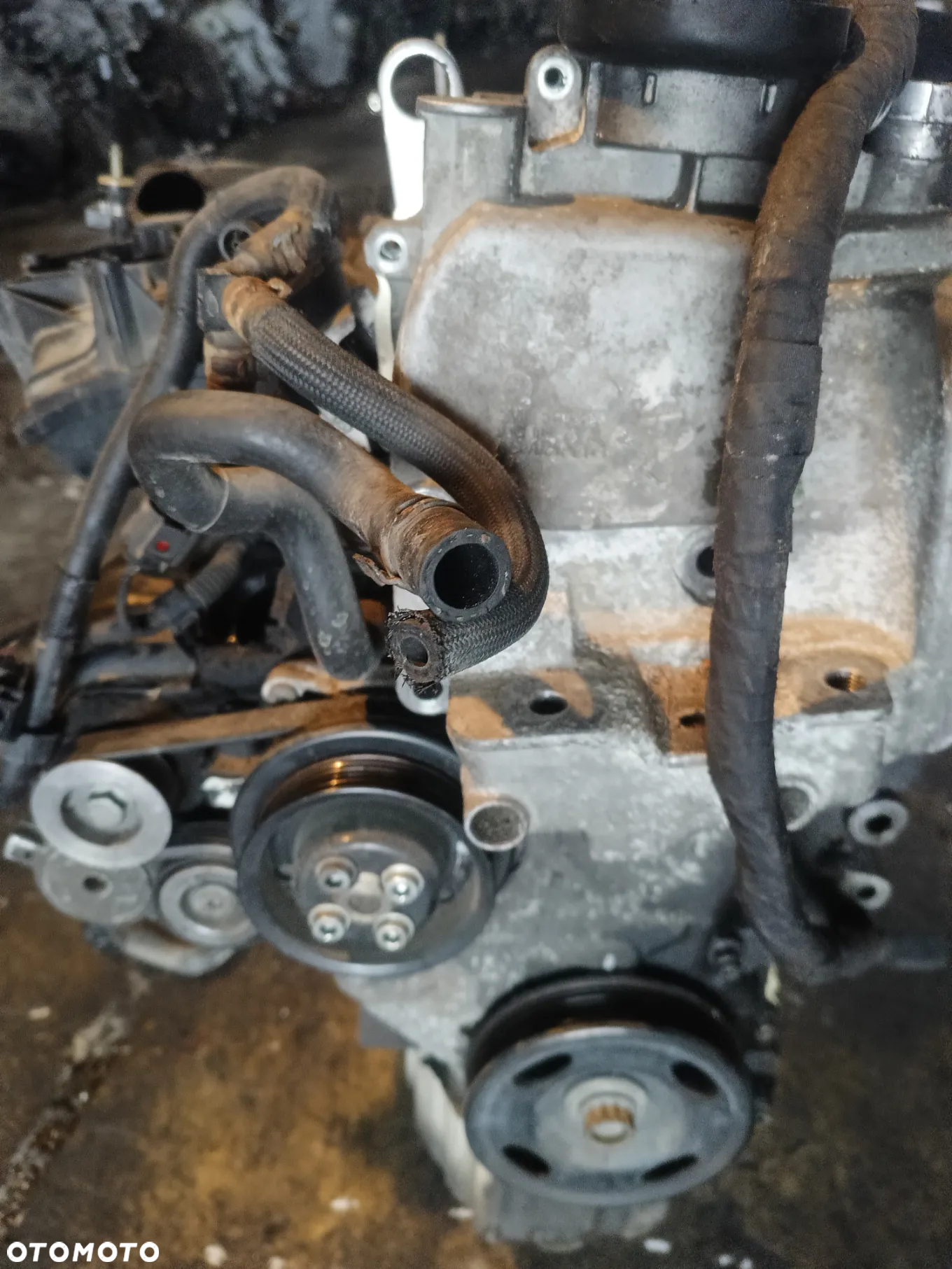 VW GOLF V 1.4 TSI SILNIK USZKODZONY DÓL GŁOWICA SPRAWNA CENA ZA SILNIK Z KOMPRESOREM KOMPLETNY - 2