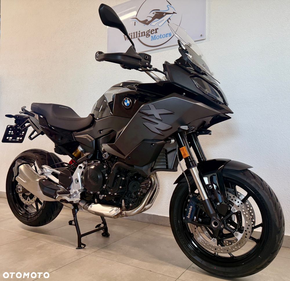 BMW XR - 3