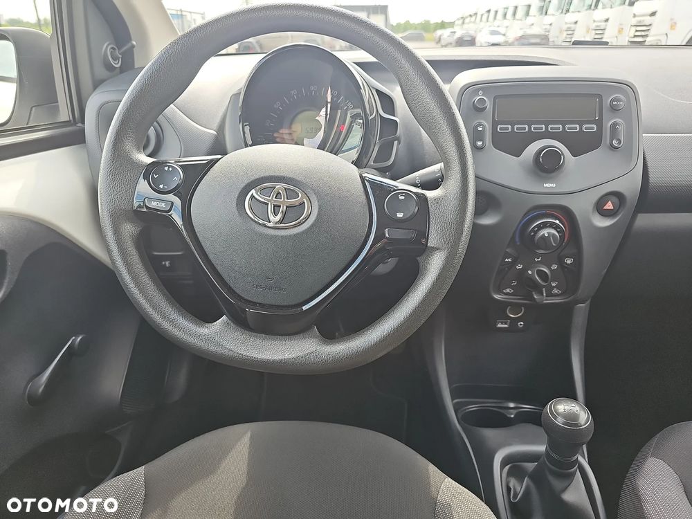 Toyota Aygo - 11