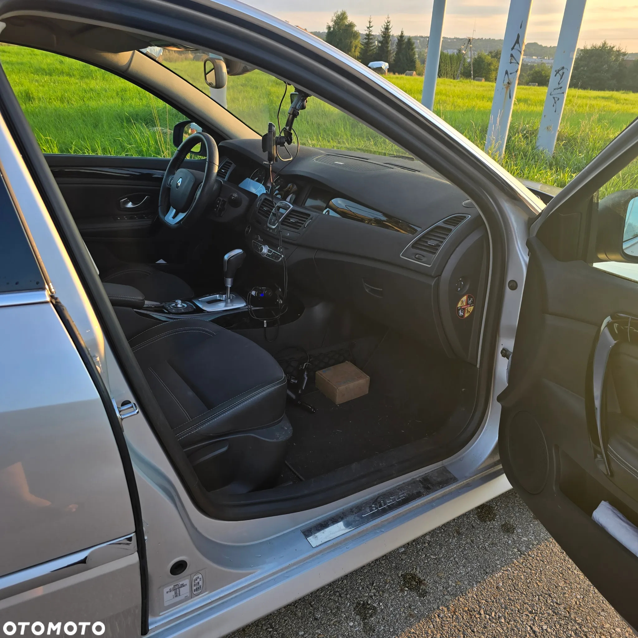 Renault Laguna 2.0 dCi Bose Edition - 9