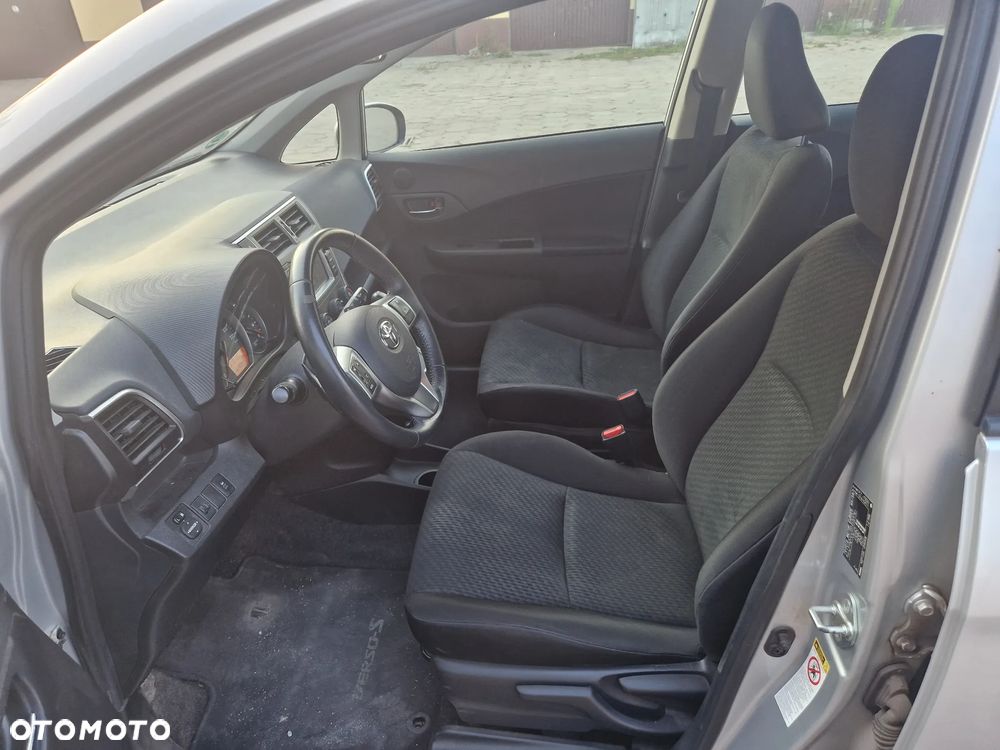 Toyota Verso S 1.33 Premium MS - 9