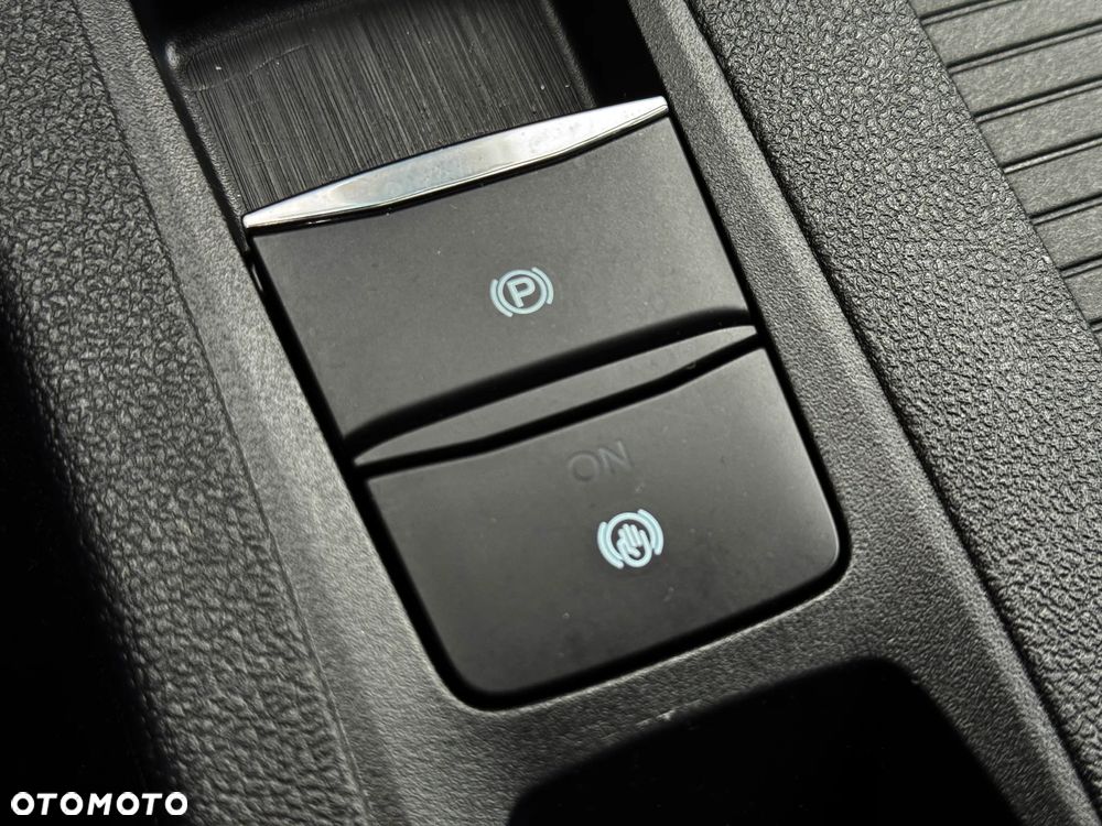 Ford Kuga 1.5 EcoBoost FWD Trend - 23