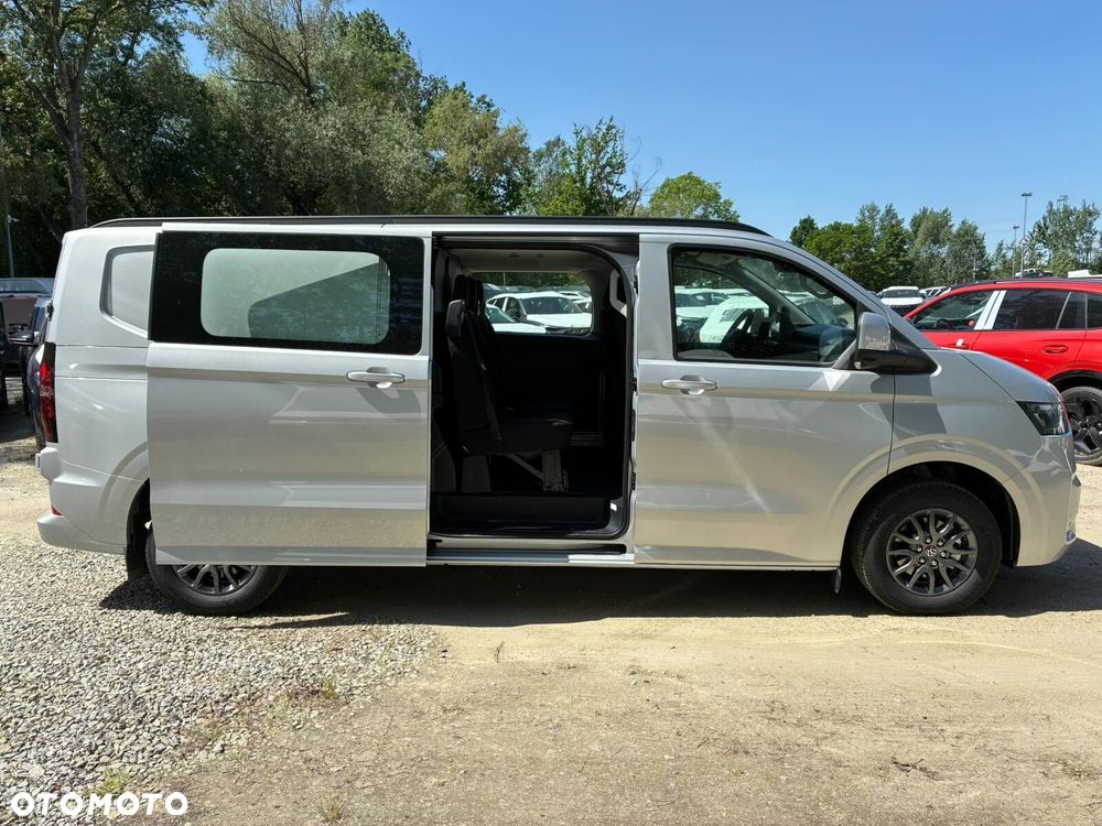 Volkswagen Transporter T7 Furgon PLUS 4MOTION/6 osob./AUTOMAT 2,0 TDI 170 KM r. o. 3500 mm - 10