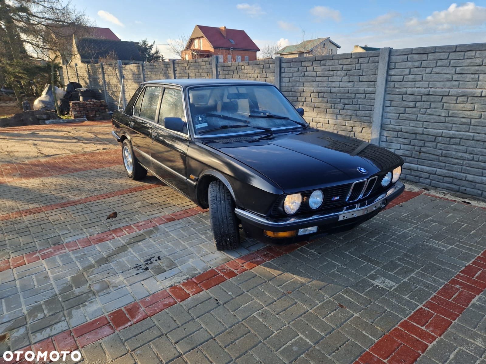 BMW Seria 5 518 i - 1