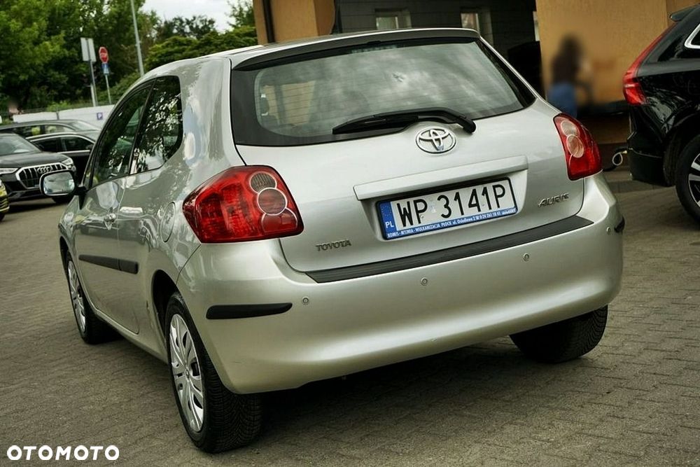Toyota Auris - 4