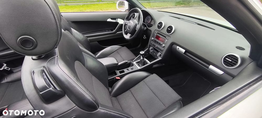 Audi A3 Sportback 1.2 TFSI S line Sportpaket - 14