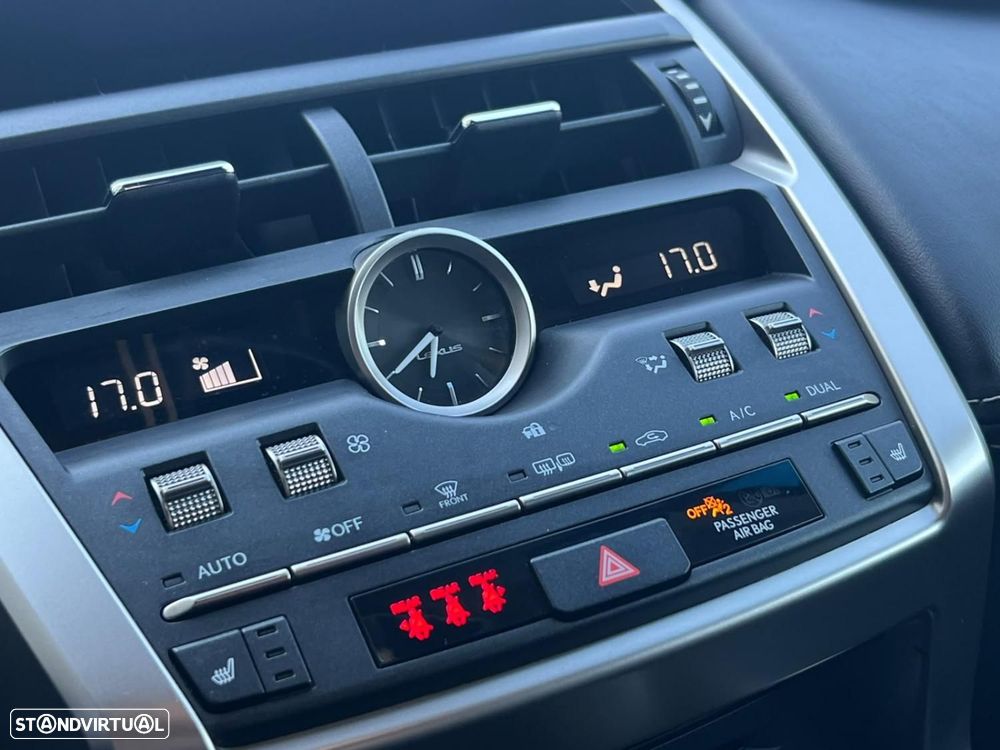 Lexus NX 300h Executive+ - 10