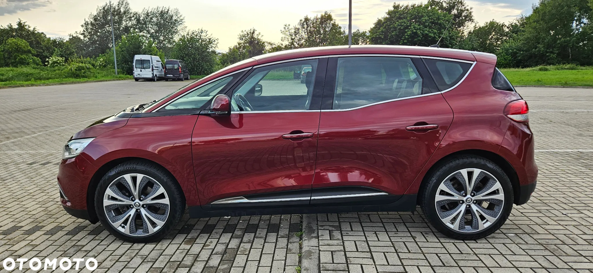 Renault Scenic ENERGY TCe 130 S&S Paris - 16