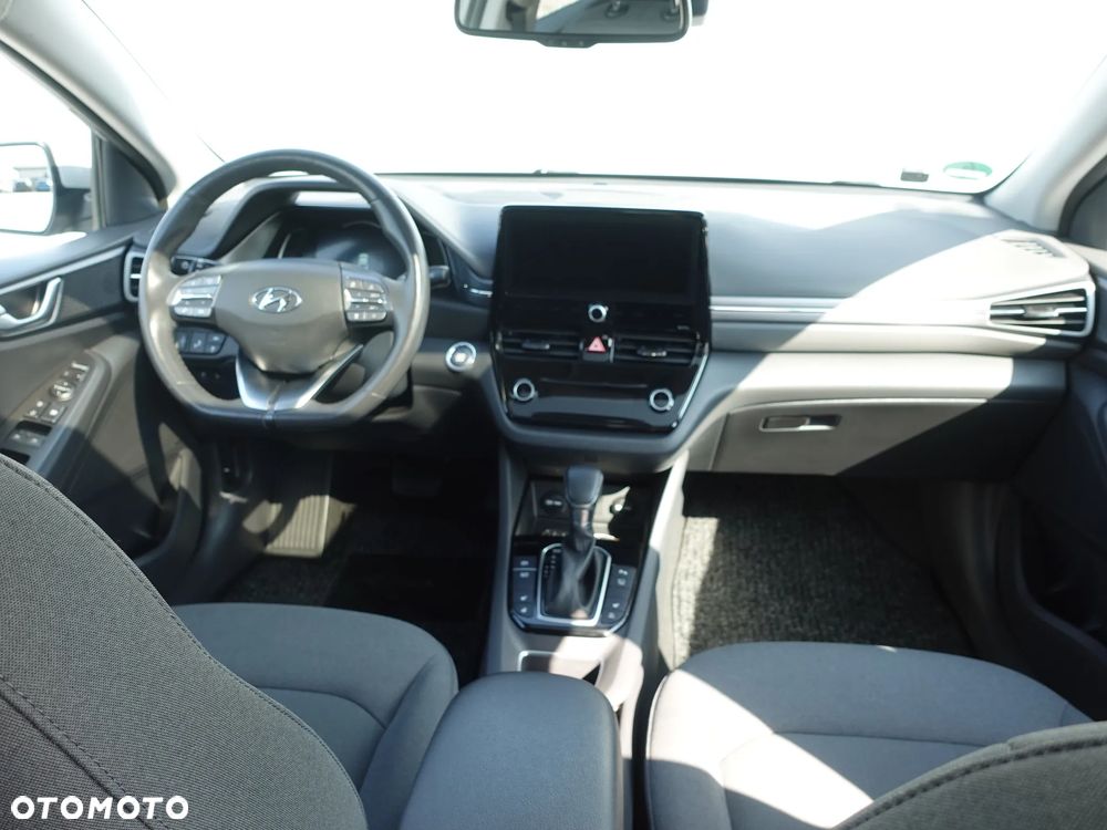 Hyundai IONIQ plug-in hybrid Premium - 5