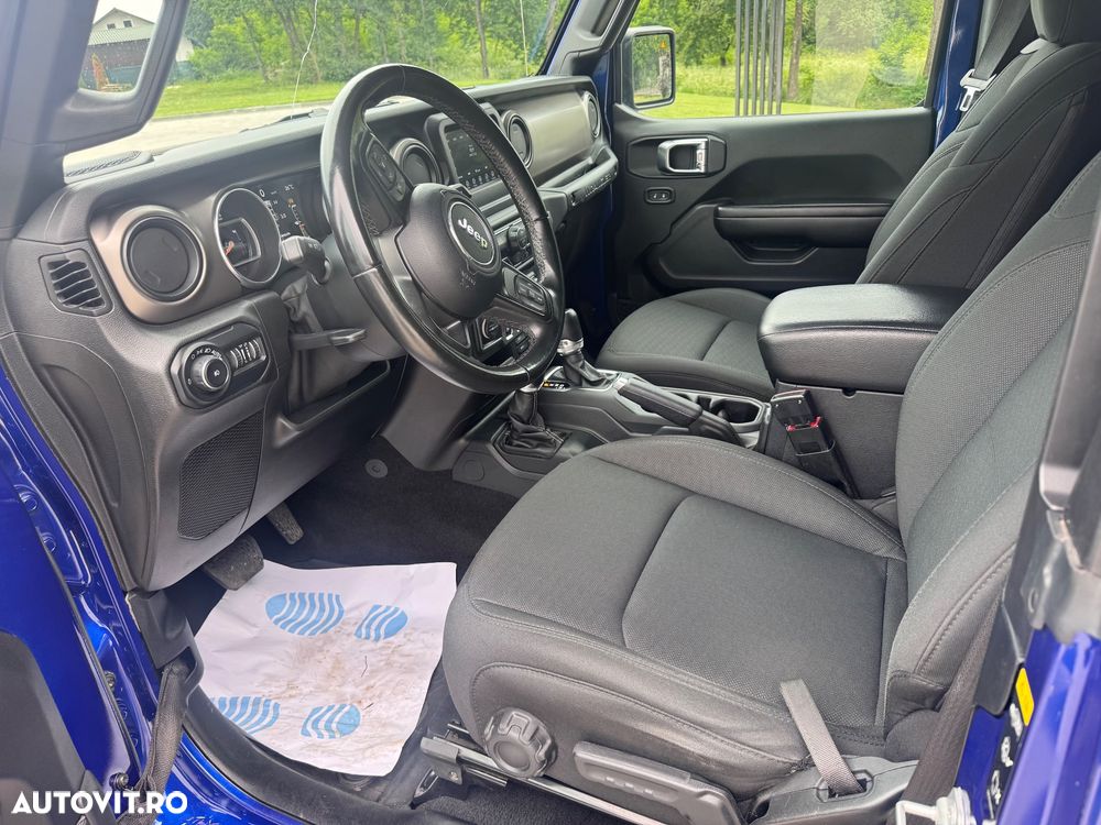 Jeep Wrangler 2.0 Turbo AT8 Sahara - 12