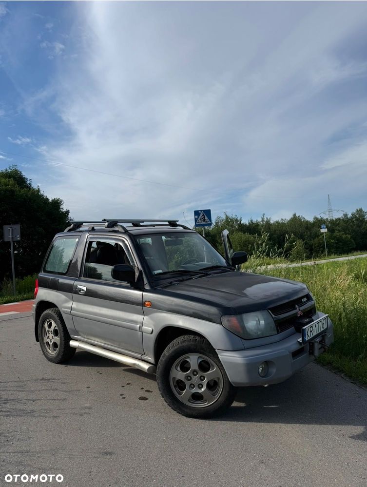 Mitsubishi Pajero Pinin - 1