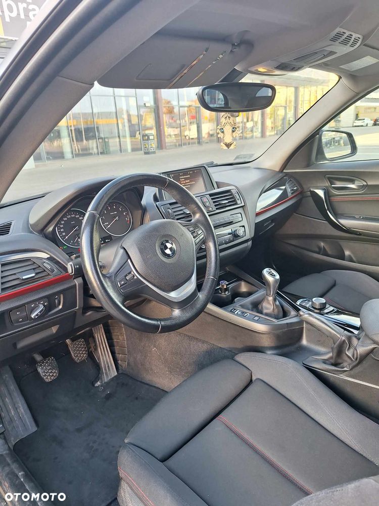 BMW Seria 1 116i Sport Line - 11