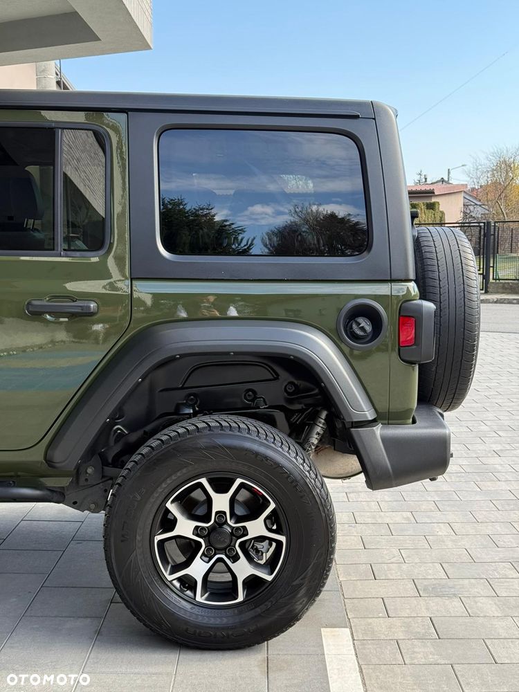 Jeep Wrangler - 11