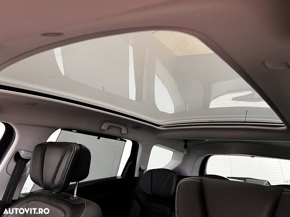 Renault Grand Scenic - 13
