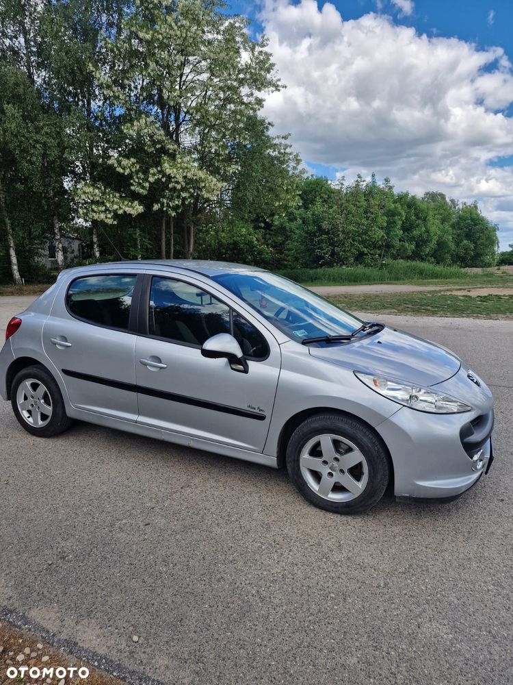 Peugeot 207 95 VTi Urban Move - 1