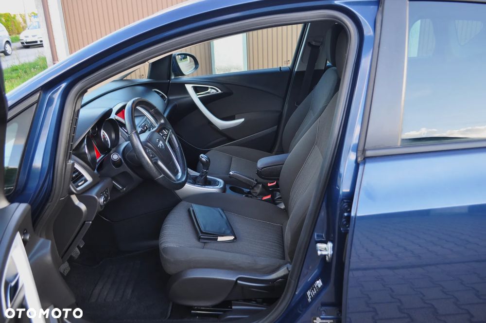 Opel Astra 1.4 Turbo Style - 23
