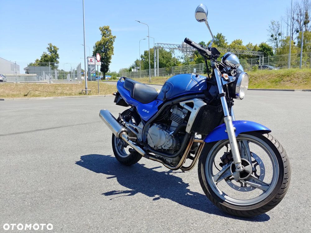 Kawasaki ER - 9