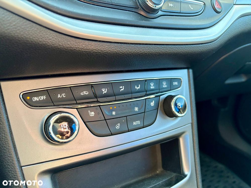 Opel Astra 1.6 CDTI Sport - 8