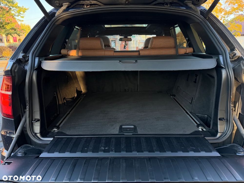 BMW X5 xDrive35d - 26