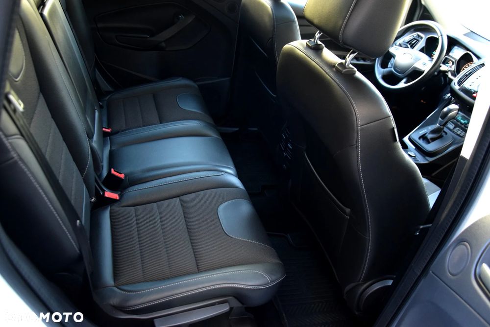 Ford Kuga 2.0 TDCi AWD Titanium - 17