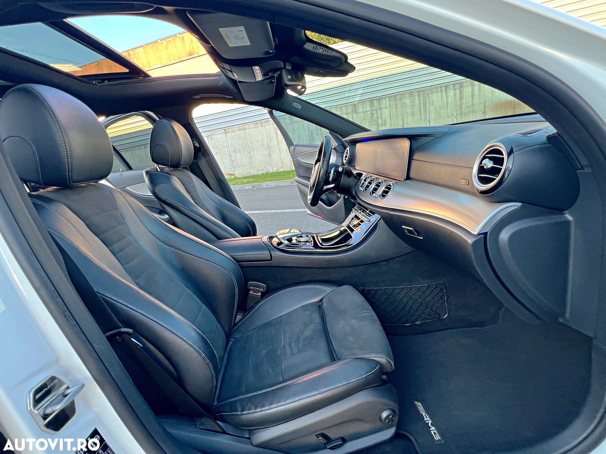 Mercedes-Benz E 220 d 9G-TRONIC AMG Line - 18