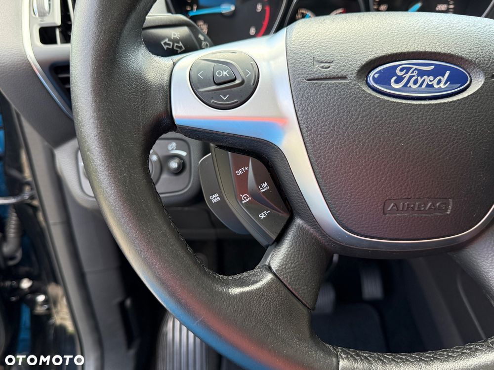 Ford Kuga 2.0 TDCi 4WD Titanium Plus - 27