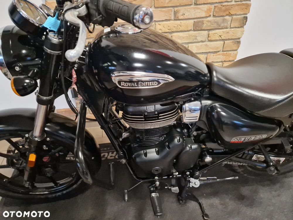 Royal Enfield Meteor - 14