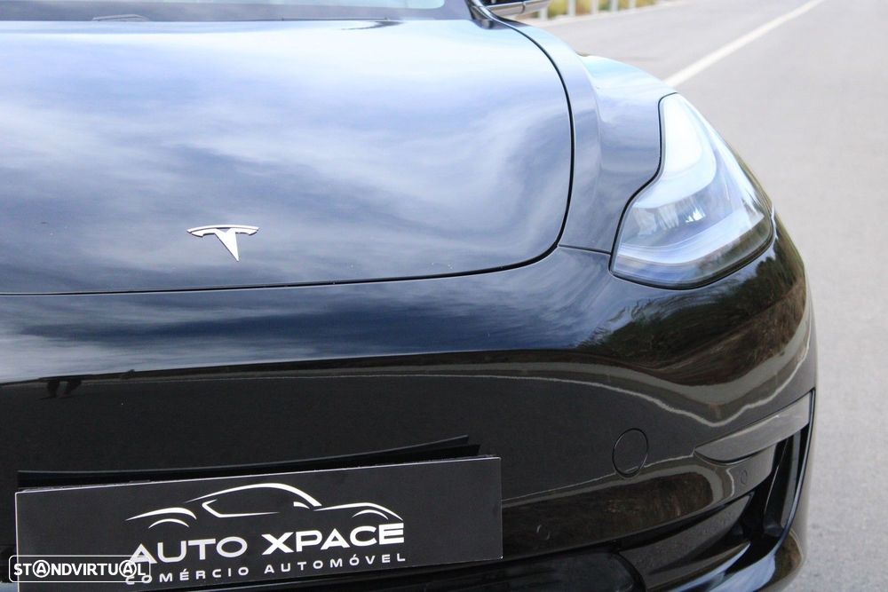 Tesla Model 3 - 9