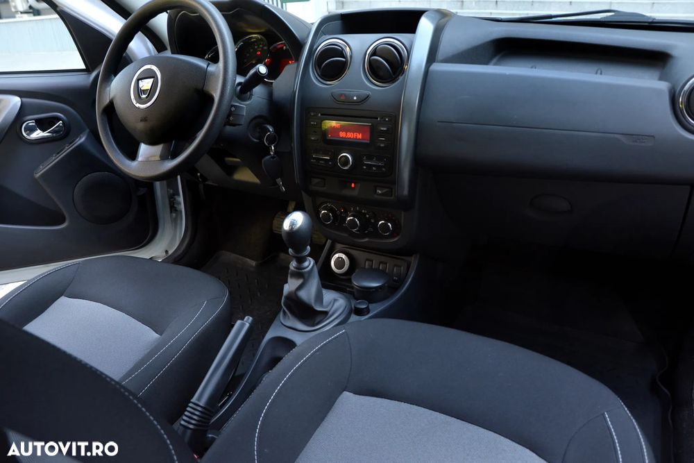 Dacia Duster SCe 115 4WD Comfort - 11