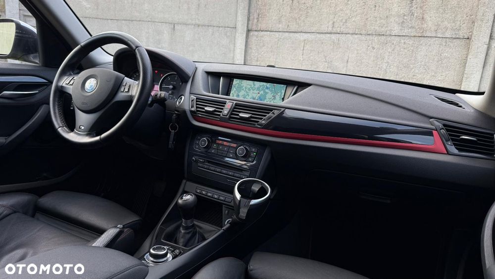 BMW X1 xDrive18d Sport Line - 35