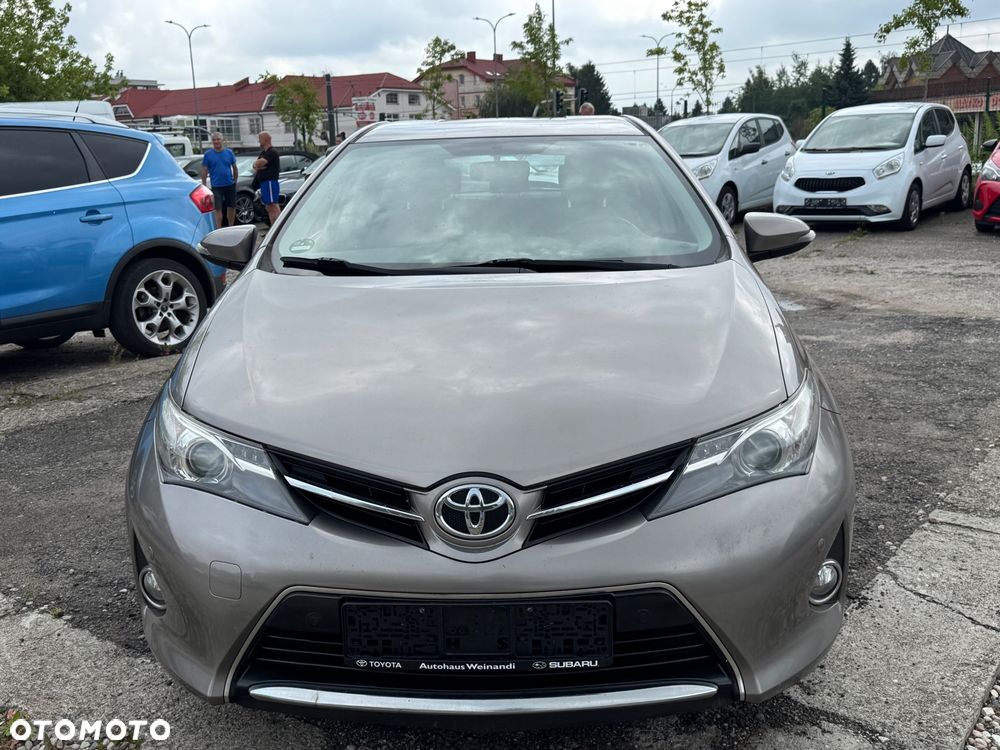 Toyota Auris 1.6 Life+ - 7