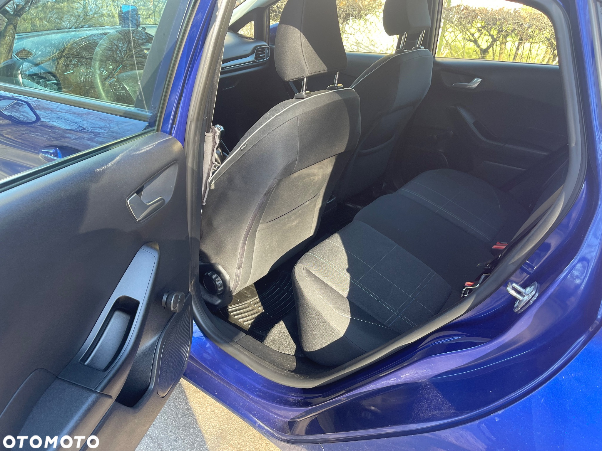Ford Fiesta 1.1 Trend - 14