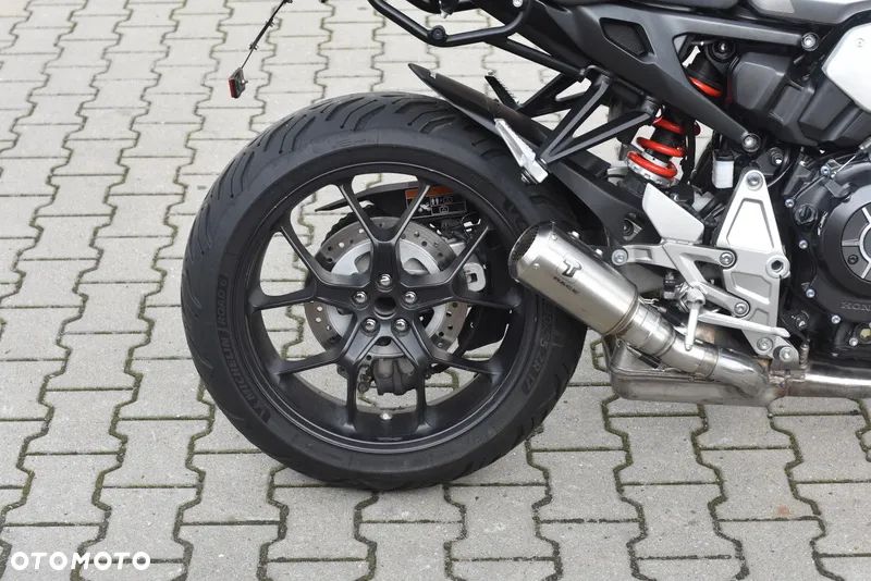 Honda CB - 13