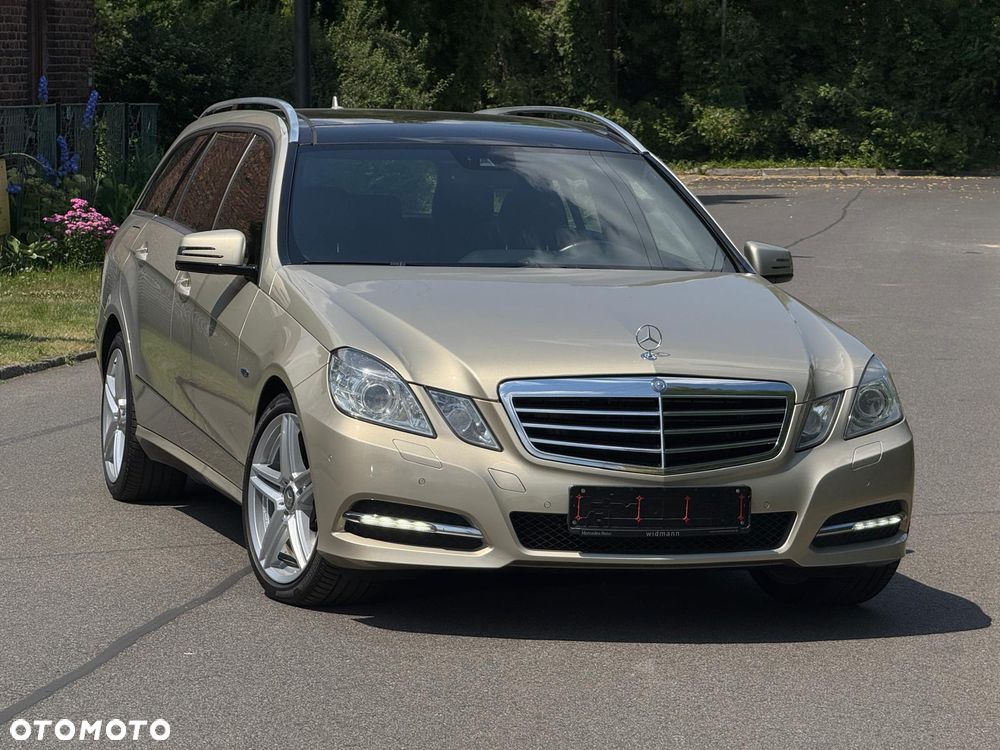 Mercedes-Benz Klasa E 350 CDI DPF 4Matic BlueEFFICIENCY 7G-TRONIC Avantgarde - 2