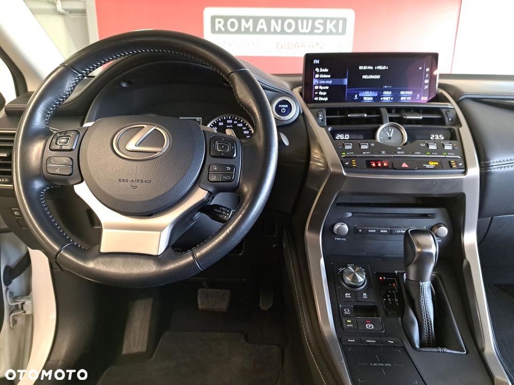 Lexus NX 300h Elegance AWD - 19