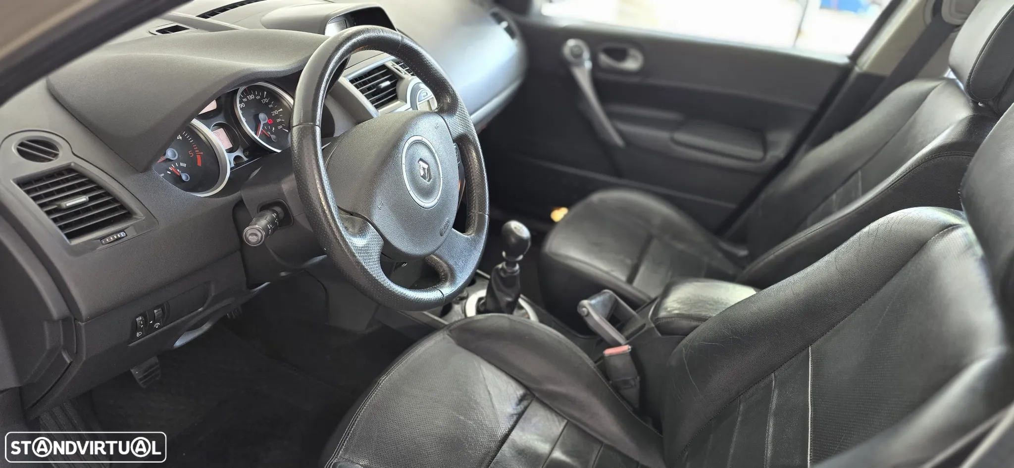Renault Mégane Break 1.5 dCi Dynamique - 9
