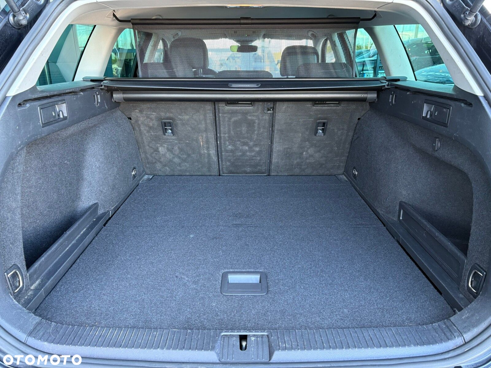 Volkswagen Passat 2.0 TDI Business DSG - 18