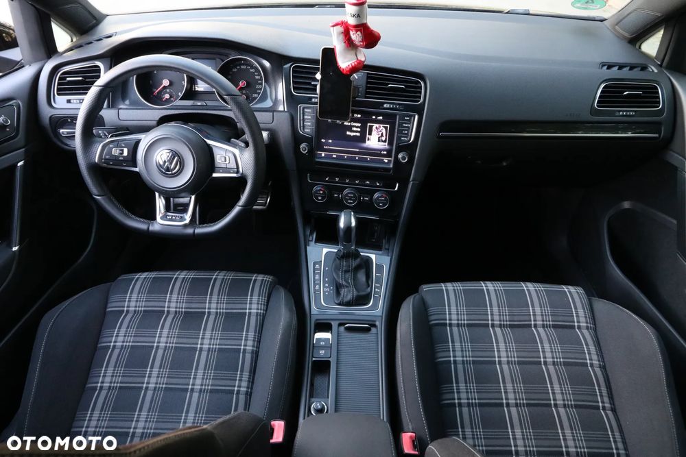 Volkswagen Golf 2.0 TDI BMT GTD DSG - 8