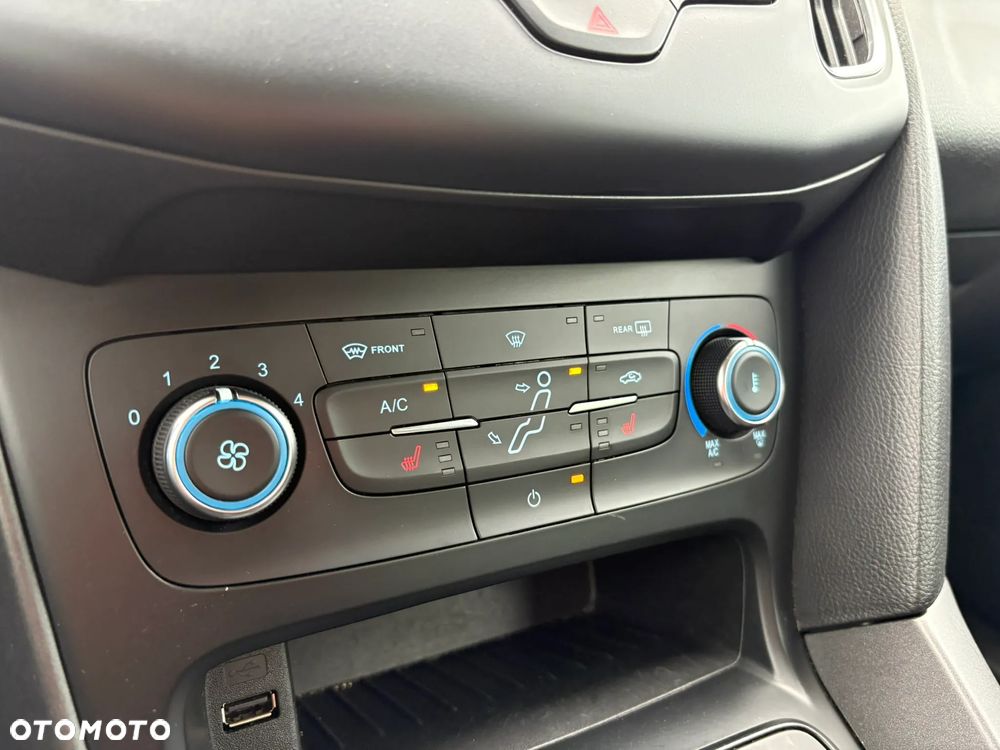 Ford Focus 1.6 Gold X PowerShift - 15