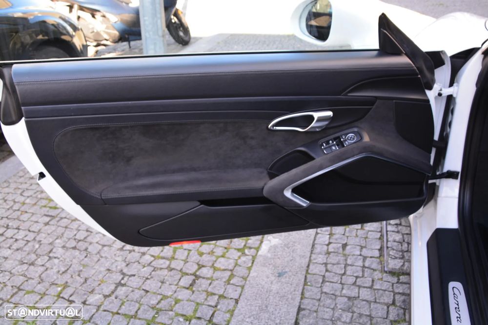 Porsche 911 (991) Carrera 2 GTS PDK - 33