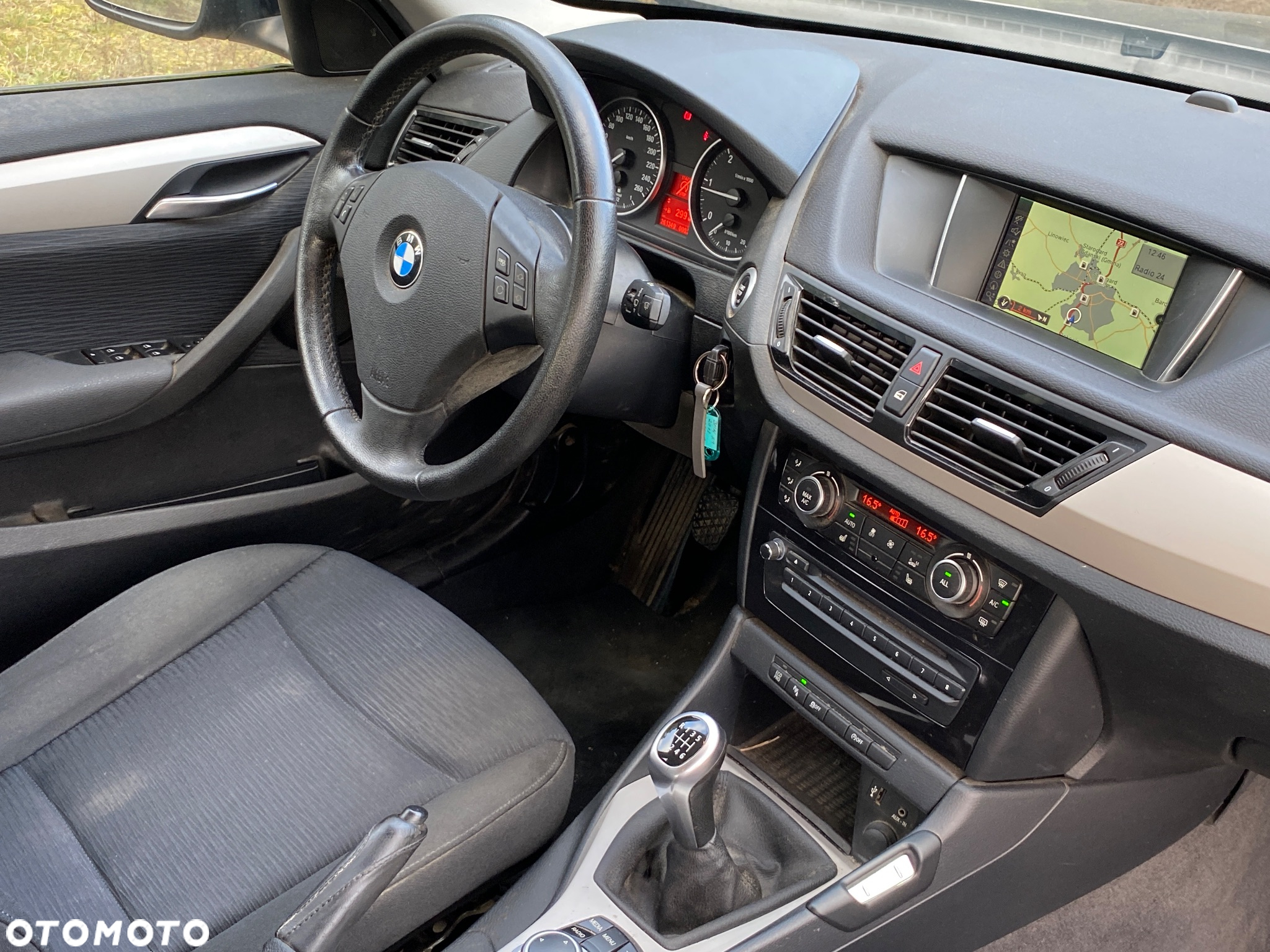 BMW X1 xDrive18d Sport Line - 13