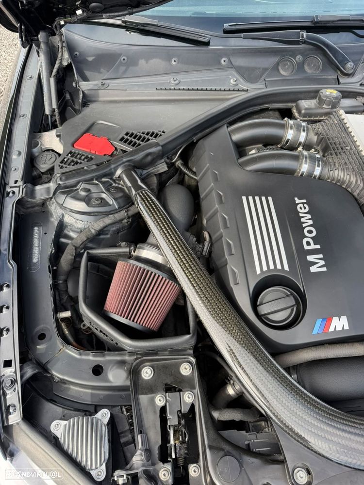 BMW M4 Auto - 48