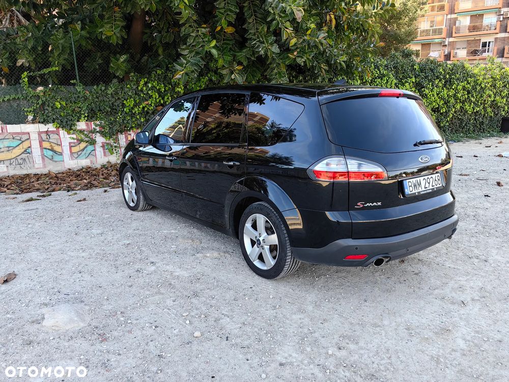 Ford S-Max 2.5 Titanium - 24