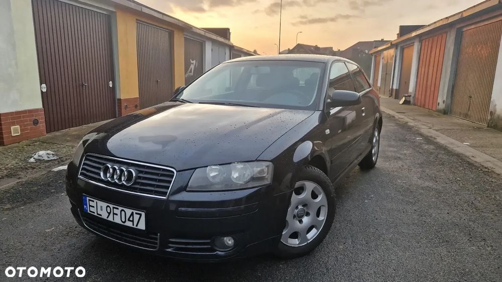 Audi A3 3-drzwiowe 1.6 Ambiente - 1