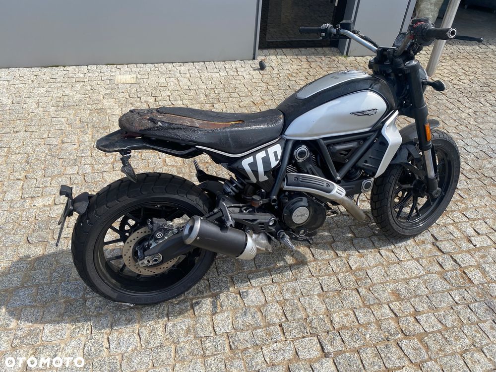 Ducati Scrambler - 22